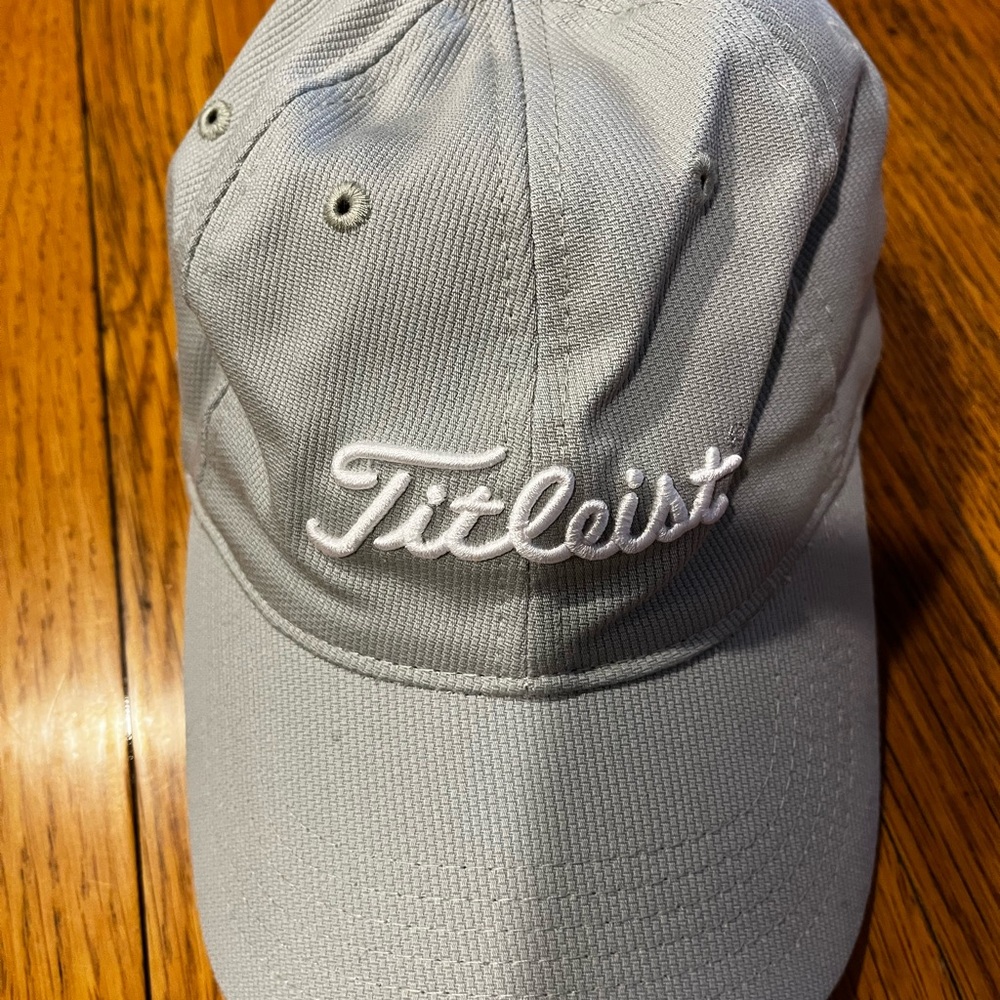 Titleist Light Gray Golf Cap with Breast Cancer Awareness Logo